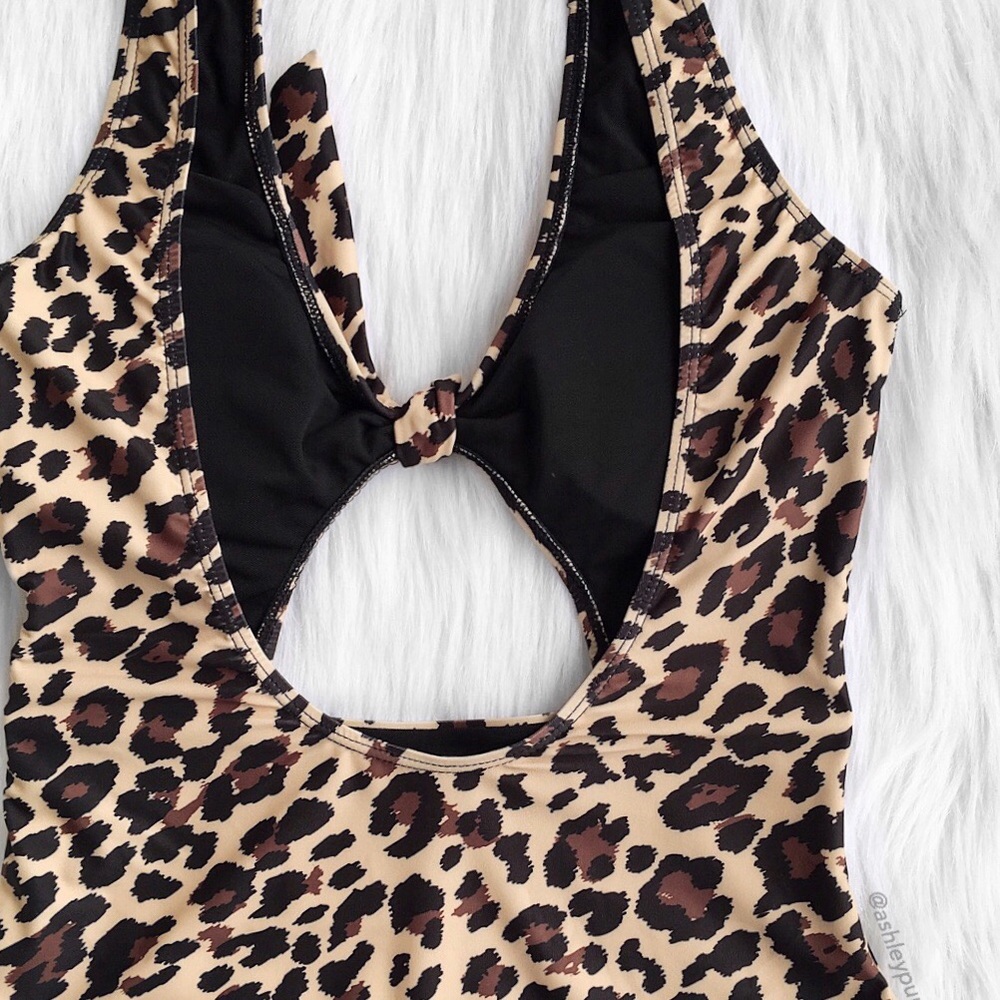 ❤️SALE❤️ Brown leopard knot front cutout one piece - Picture 4 of 4